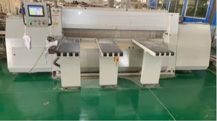 Paperboard CNC Horizontal Sawing Machine