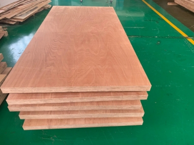 China Manufacturer of Densified Woodboard / Plywood Board/ Permawood